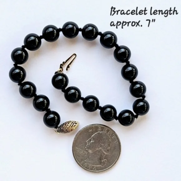 Vintage Silver and Black Onyx Bracelet - Picture 2 of 7